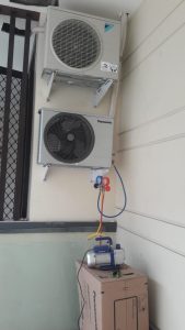 SERVICE AC ALAMSUTRA _ CUCI AC,BONGKAR PASANG AC ALAMSUTRA